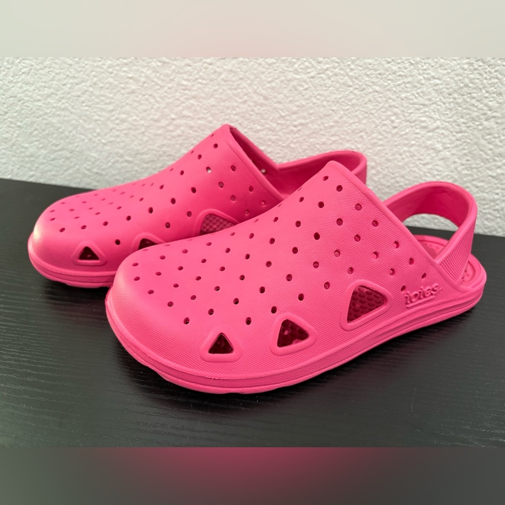 totes Kids Pink Slip-On Slippers Size 2-3